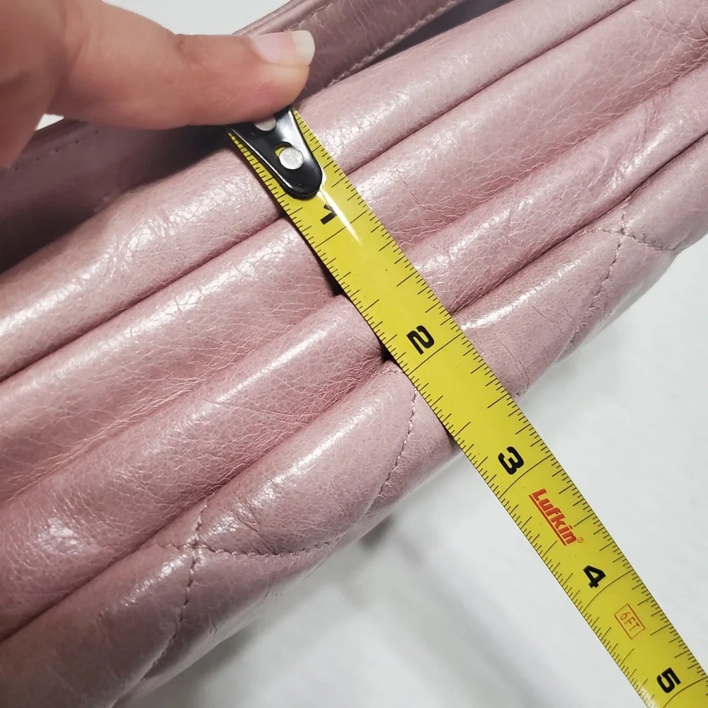 HOBO International Light‎ Pink Quilted Leather Clutch Wallet Shoulder Bag